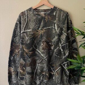 Vintage Real tree crewneck sweatshirt .